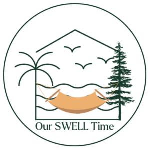 Dark green circle around logo of palm tree and evergreen tree with gold hammock